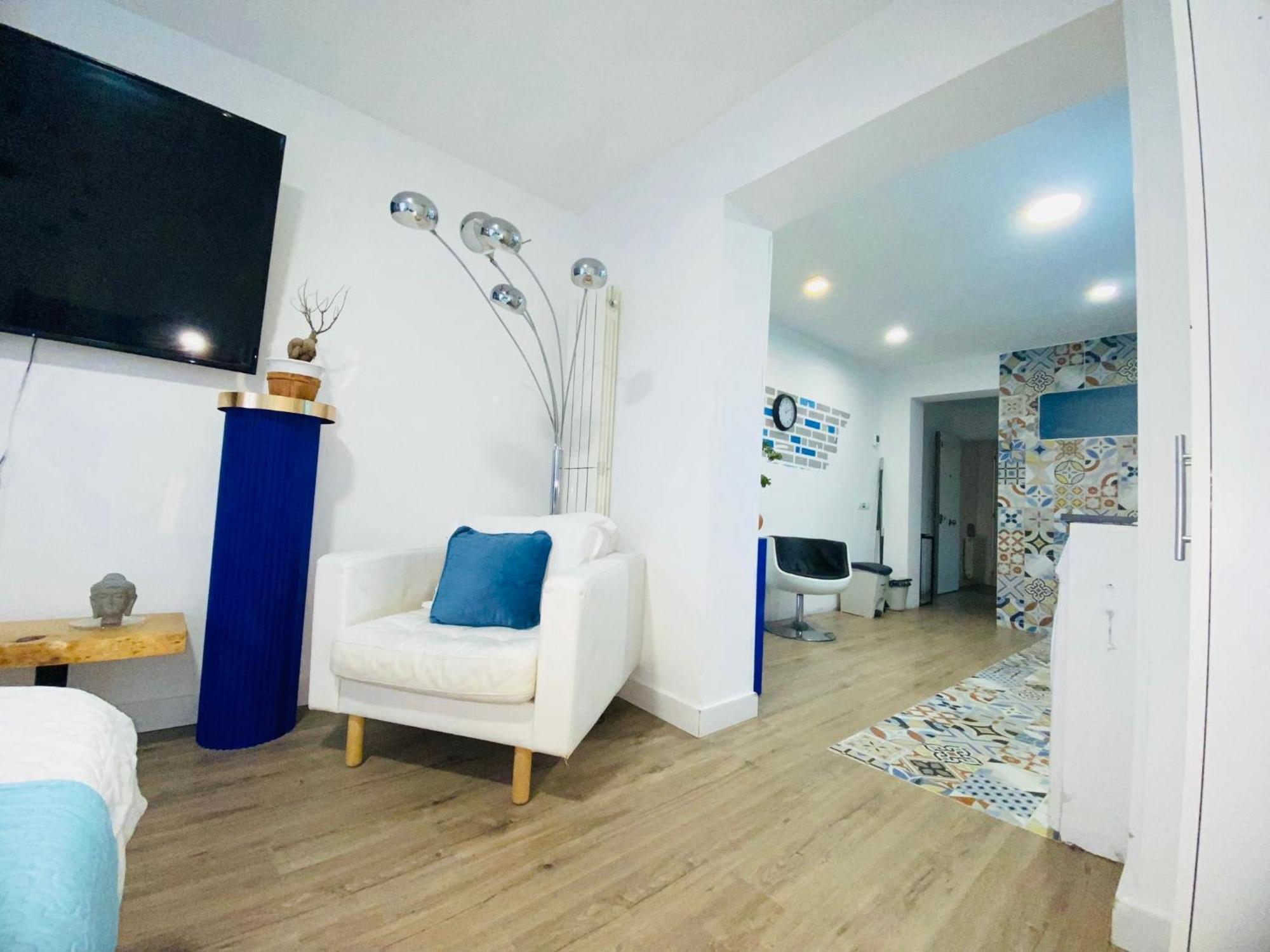 Apartamento Delux Ll 马德里 外观 照片