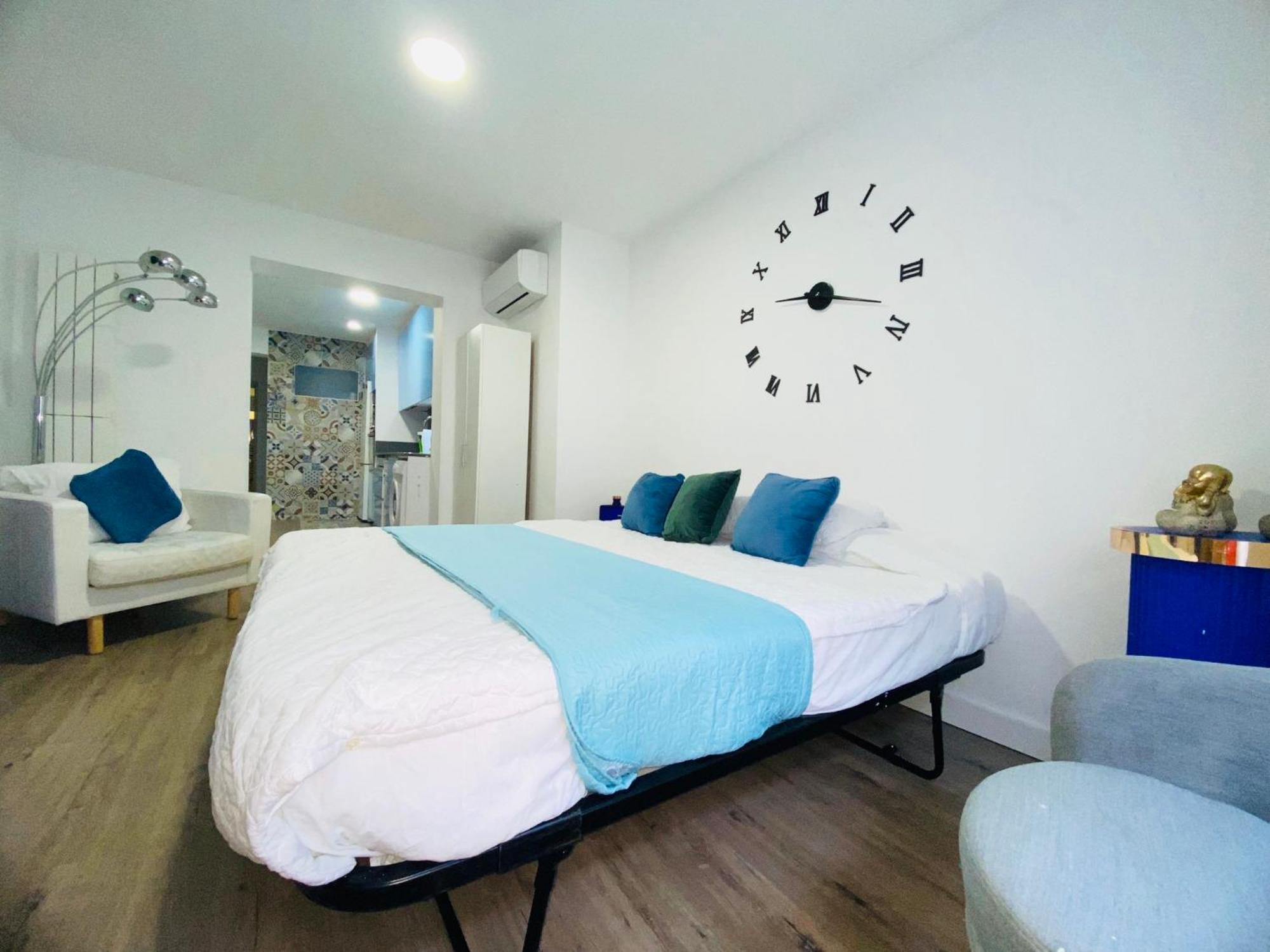 Apartamento Delux Ll 马德里 外观 照片
